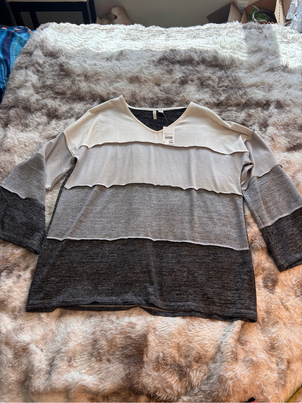 Cato Colorblock V-Neck Knit Top - white, Gray, Dark Gray